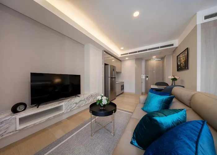 Wyndham Queen Convention Centre 4*