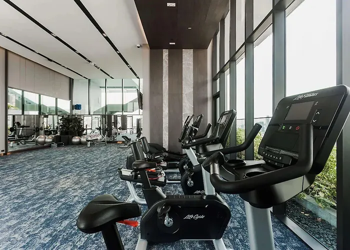 Wyndham Queen Convention Centre 4*