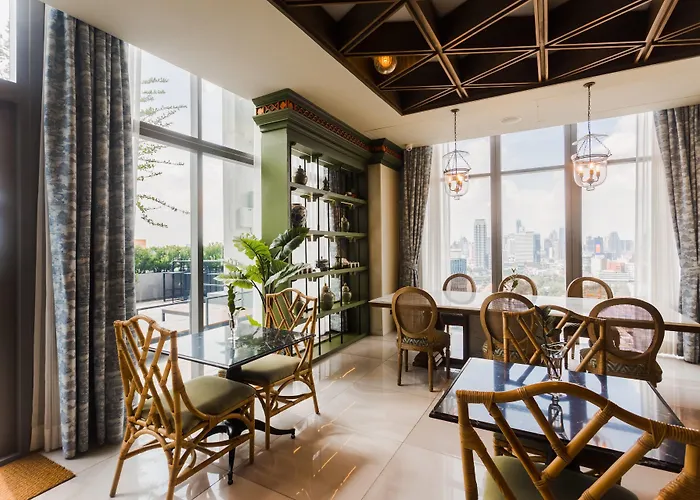 Wyndham Queen Convention Centre מלון 4*